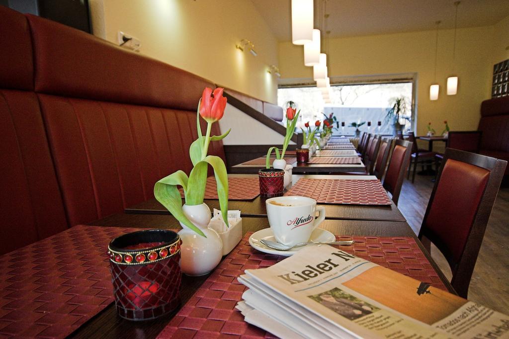 Hotel Wiking Киль Экстерьер фото