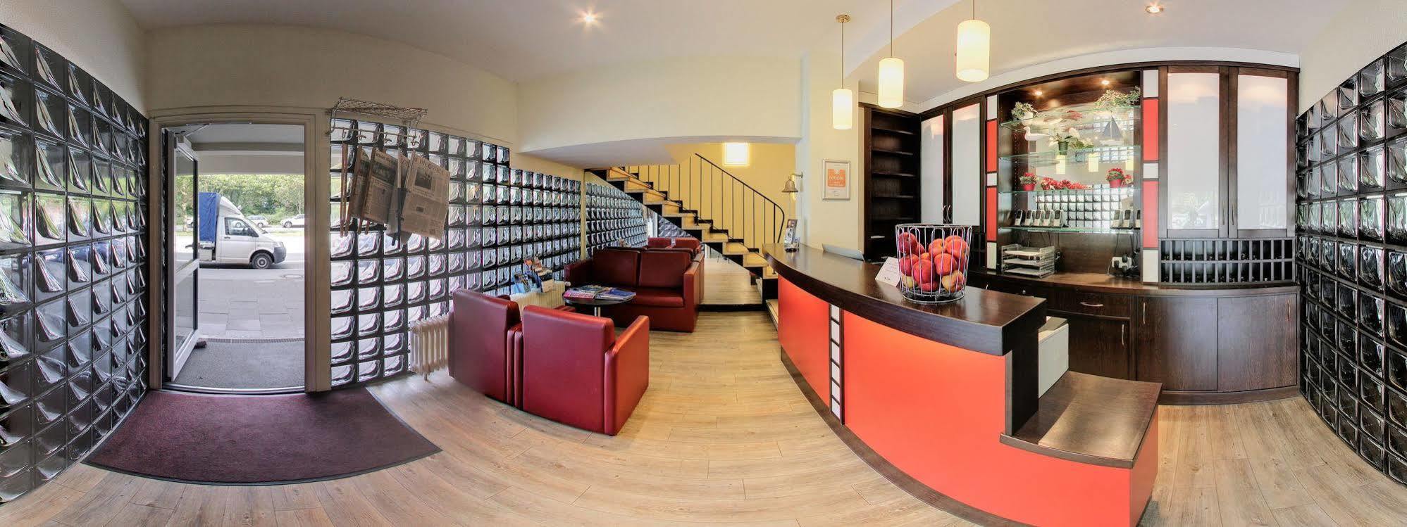 Hotel Wiking Киль Экстерьер фото