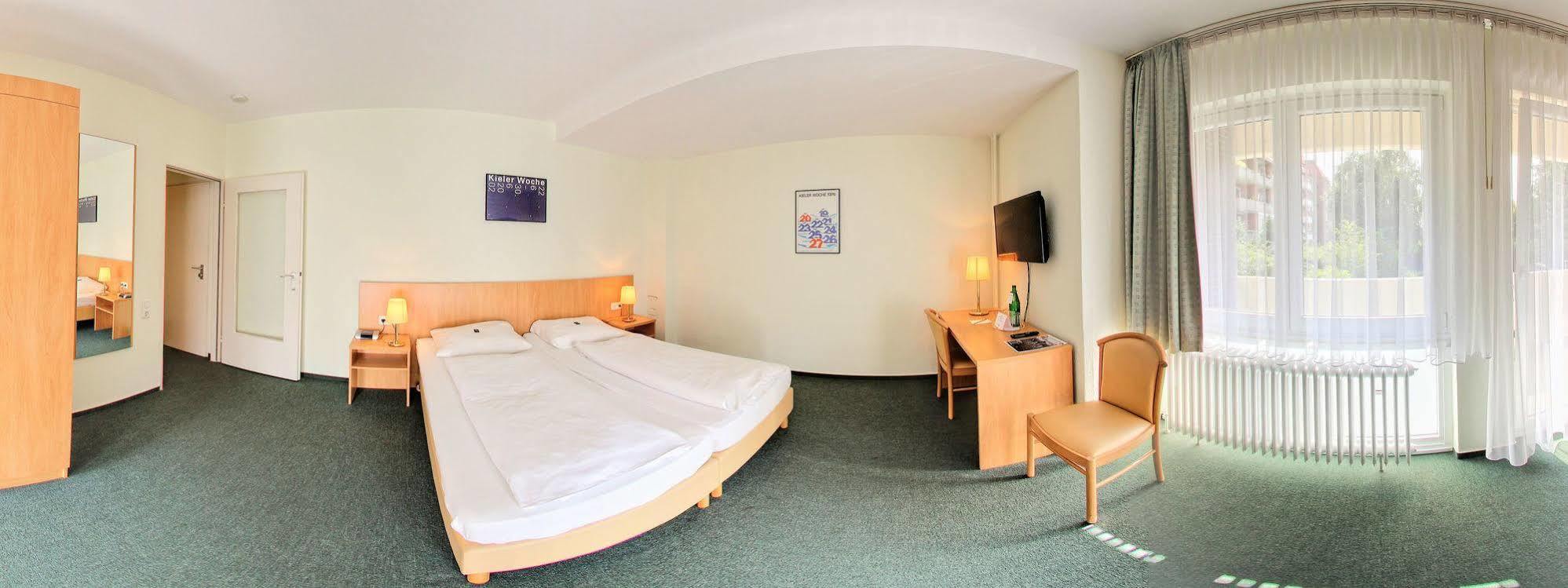 Hotel Wiking Киль Экстерьер фото