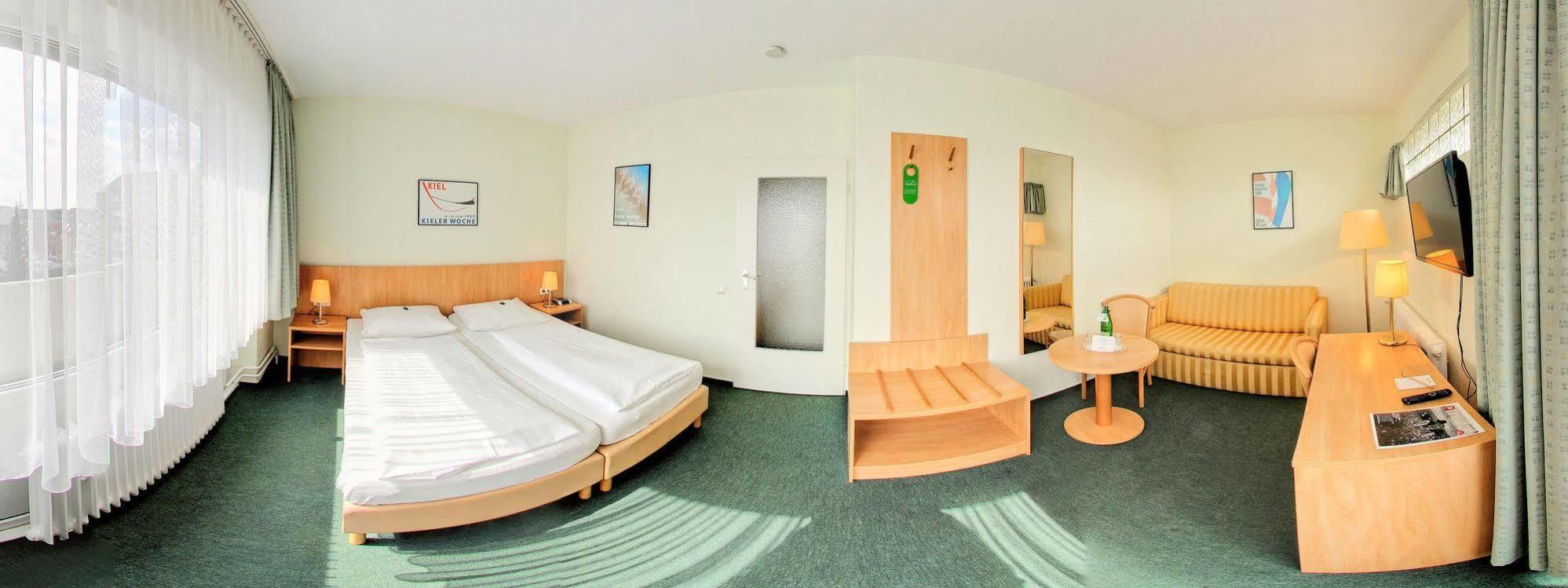 Hotel Wiking Киль Экстерьер фото